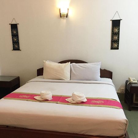 Central Night Hotel Siem Reap Eksteriør bilde
