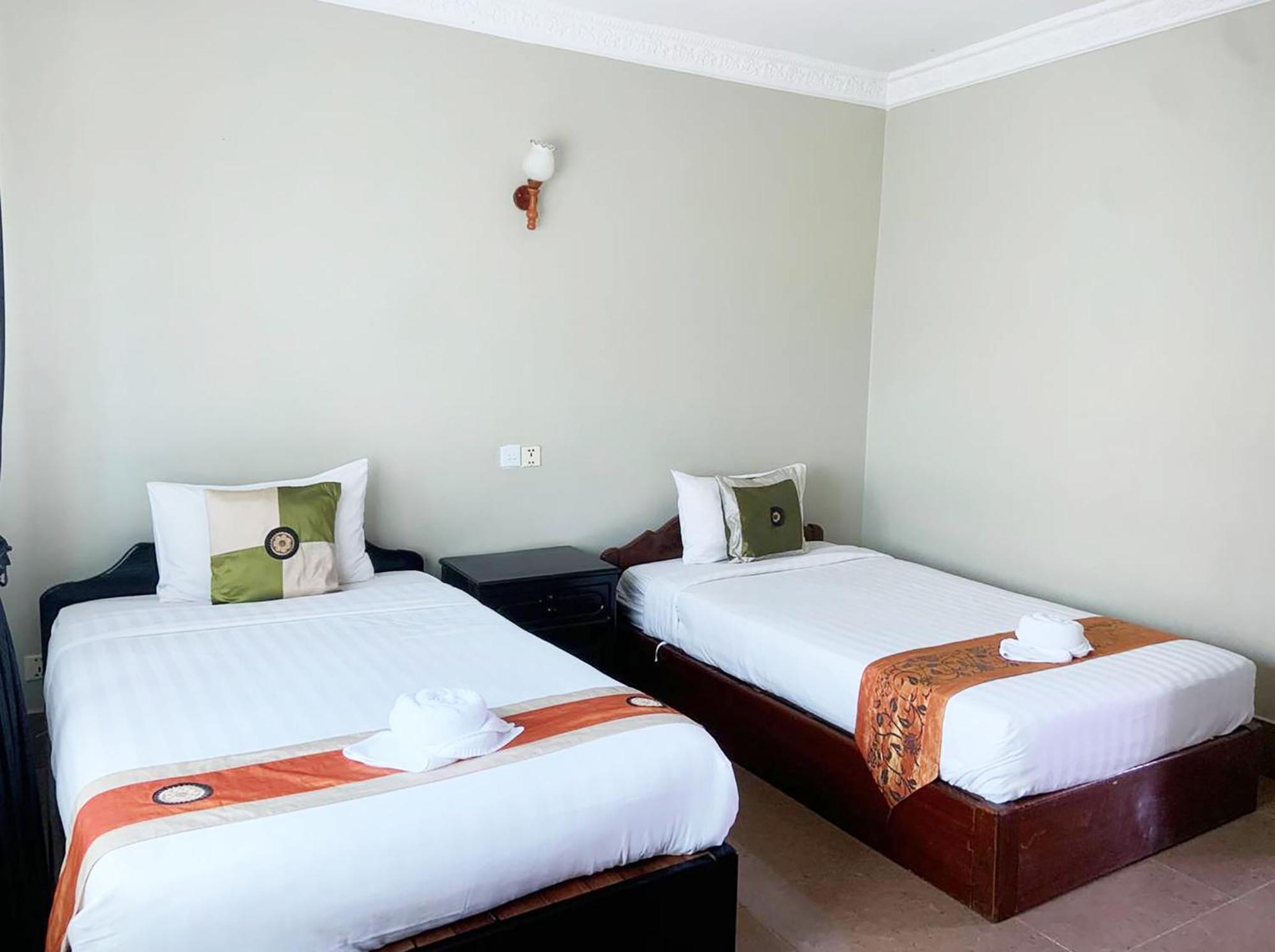 Central Night Hotel Siem Reap Eksteriør bilde