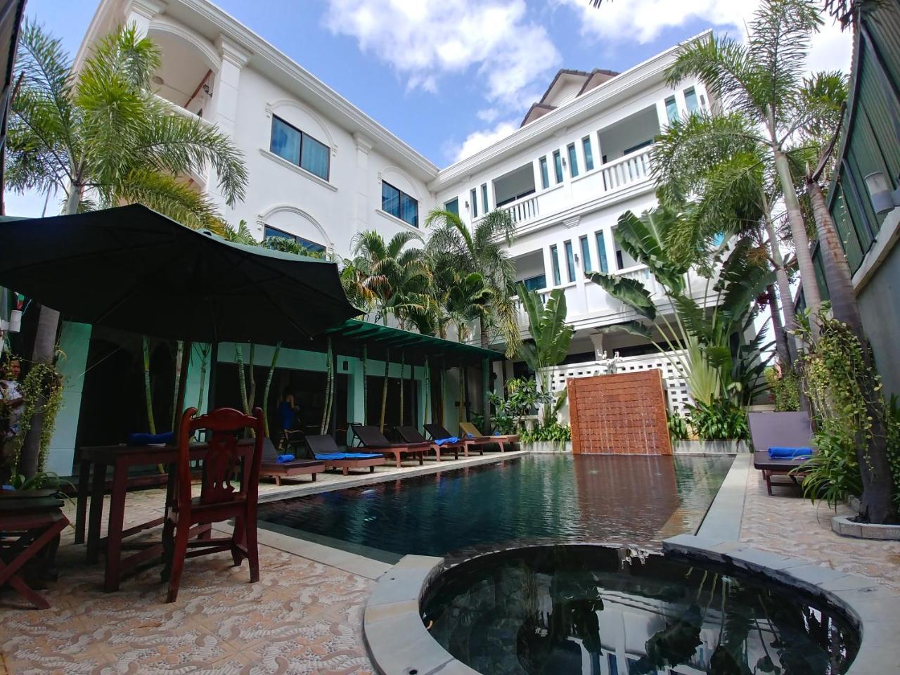 Central Night Hotel Siem Reap Eksteriør bilde